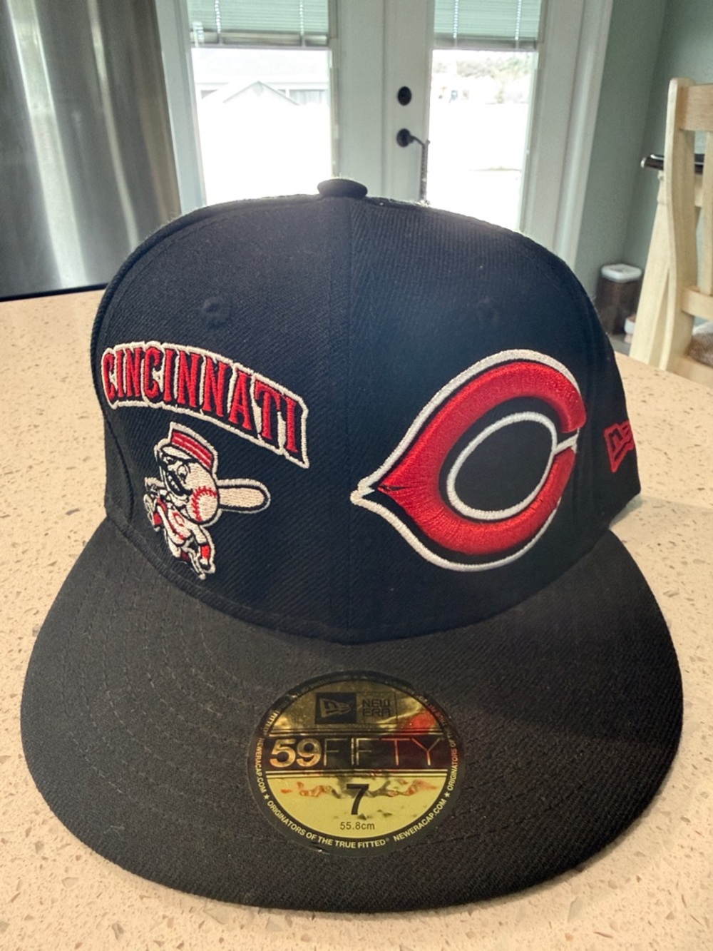 Cincinnati Reds MLB Fitted Hat